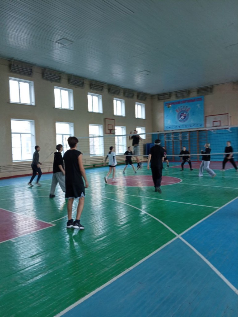 photo_5253958671027795129_y