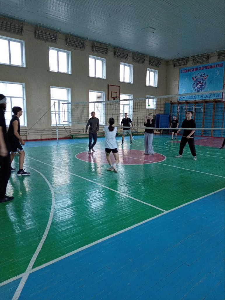 photo_5253958671027795131_y